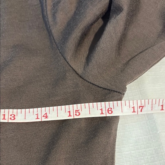 Icebreaker Brown Buttoned Ruched Henley - Picture 5 of 6